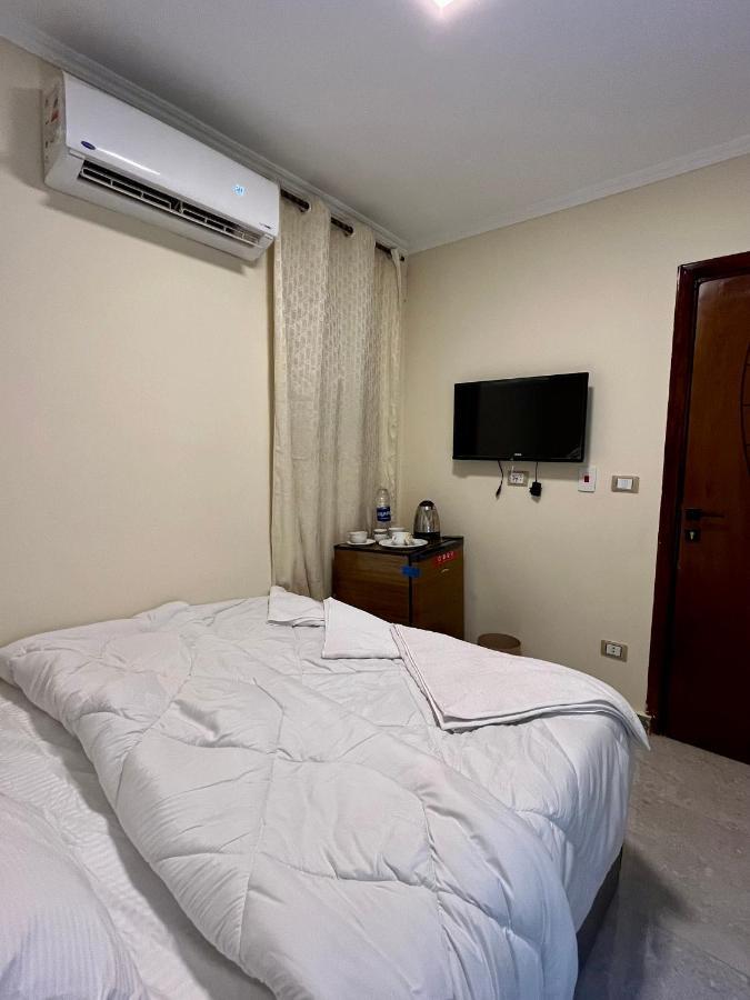 Pyramids Pride Inn Kafret el-Gabal Екстериор снимка