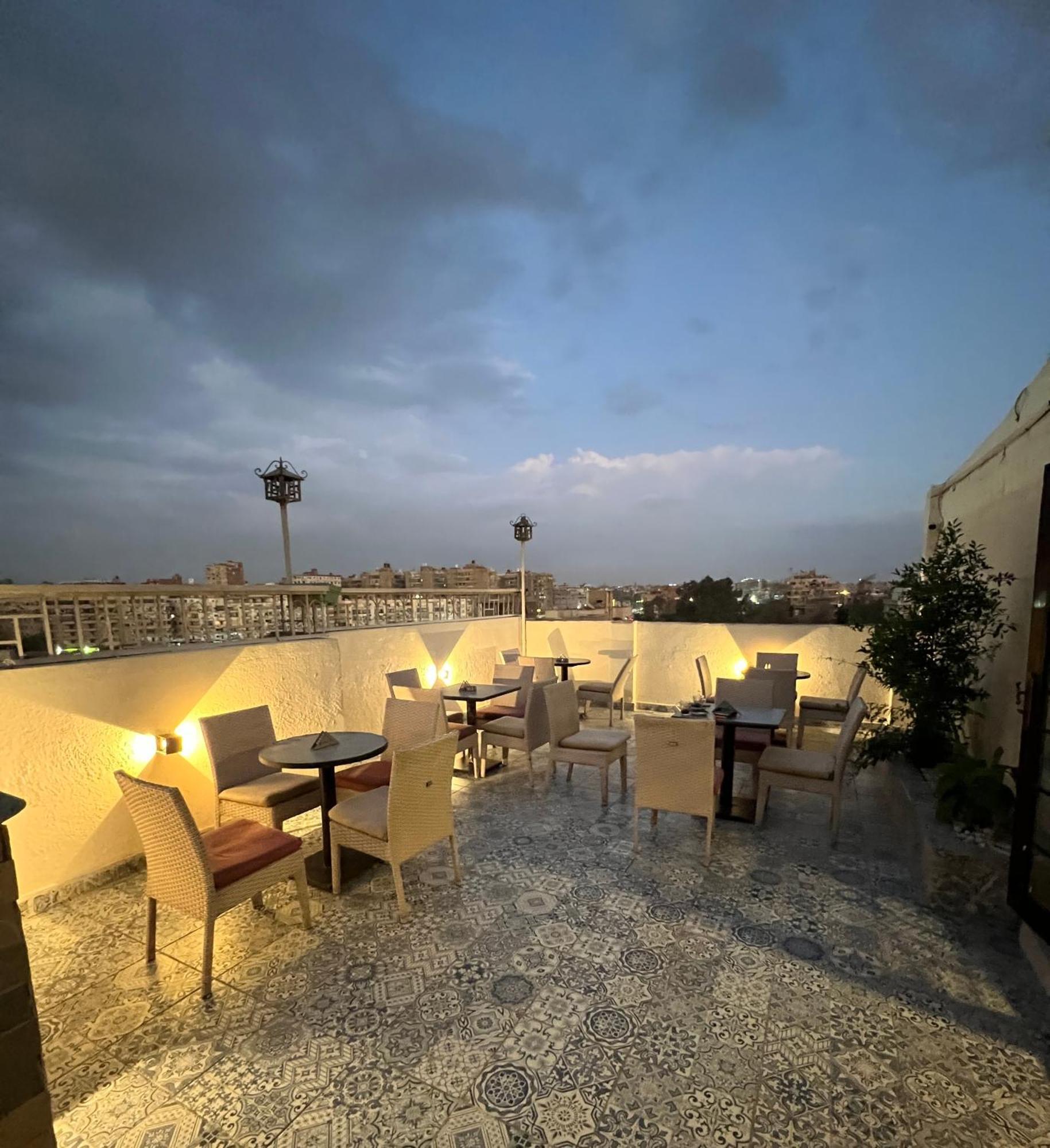 Pyramids Pride Inn Kafret el-Gabal Екстериор снимка